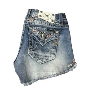Miss Me Standard Easy Shorts Size 28